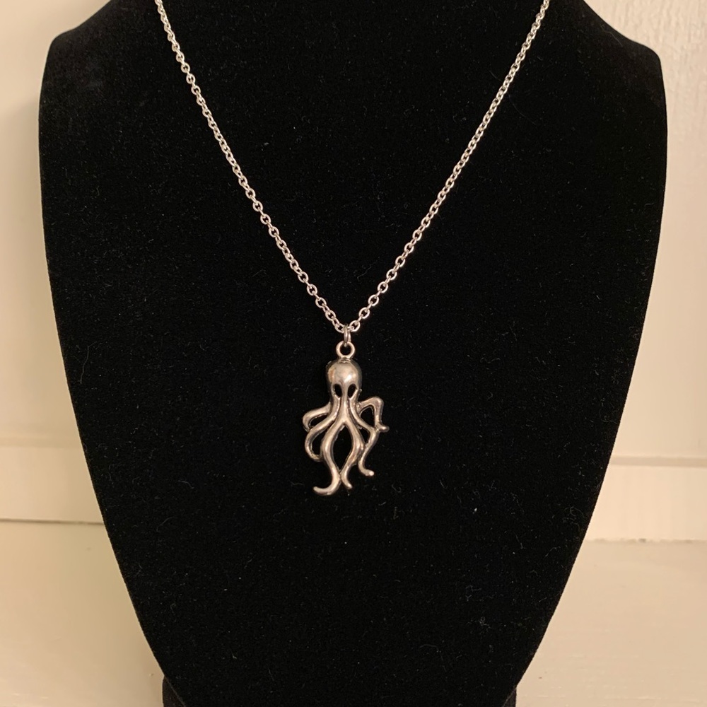Octopus Necklace - Picture 3 of 3